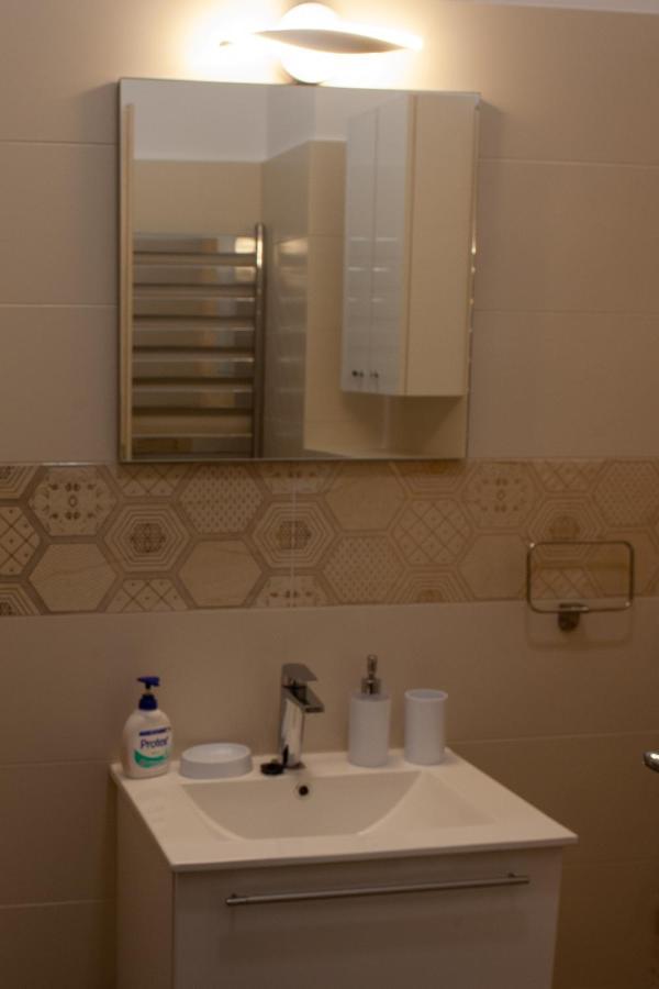 Green Apartament Near The Beach Năvodari Екстериор снимка